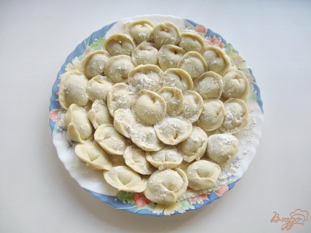 Пельмени с курицей Пельмени с курицей