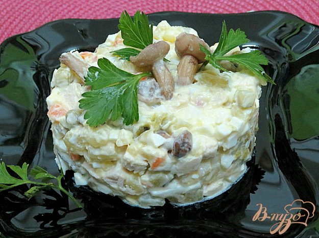 салат с маринованными маслятами рецепт салат с маринованными маслятами рецепт