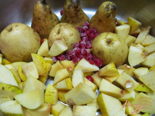Компот с айвой и грушей Компот с айвой и грушей