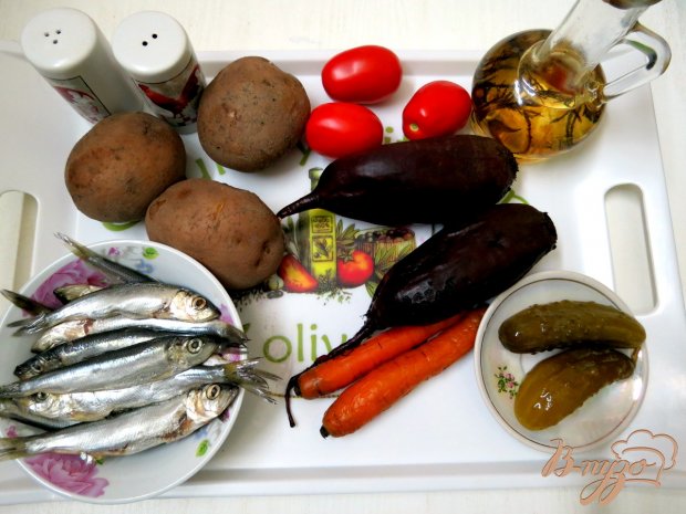 Винигрет с помидорами и салакой Винигрет с помидорами и салакой
