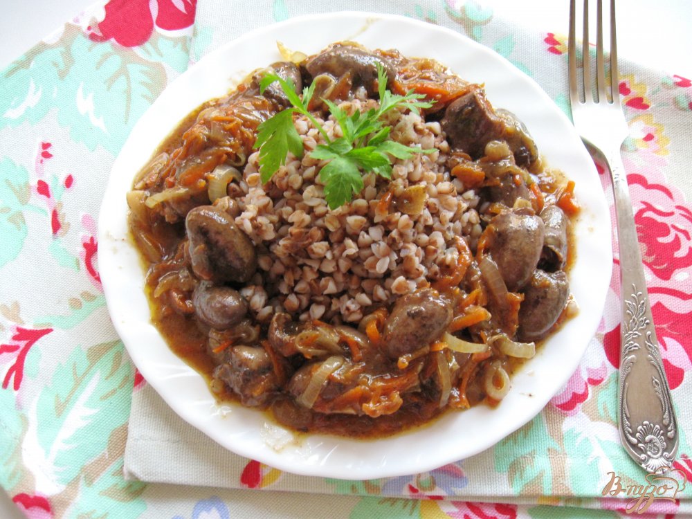 Куриные сердечки в пикантном соусе Куриные сердечки в пикантном соусе