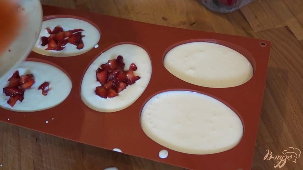Греческий йогурт с клубникой Греческий йогурт с клубникой