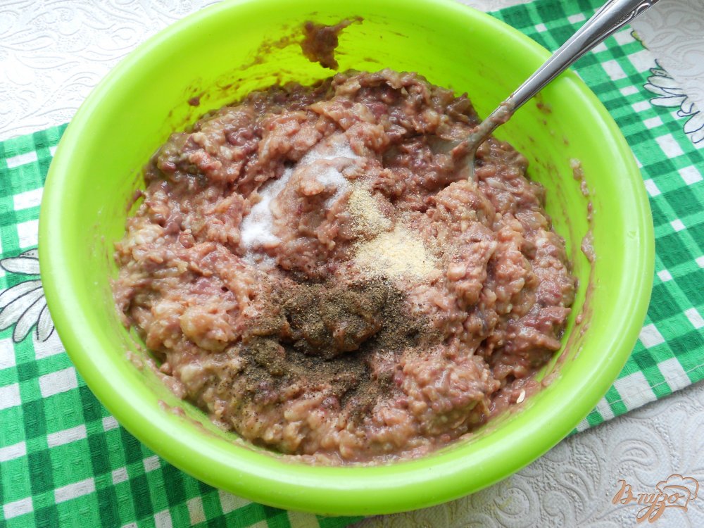Котлеты из свиной печени и курицы Котлеты из свиной печени и курицы