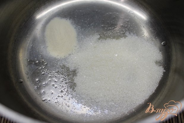 Бланманже с бананом и сиропом парички Бланманже с бананом и сиропом парички