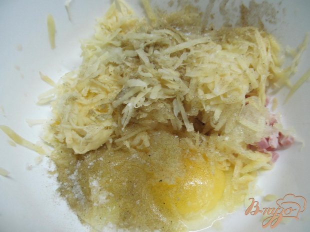 Картофельные котлеты с беконом и сыром Картофельные котлеты с беконом и сыром
