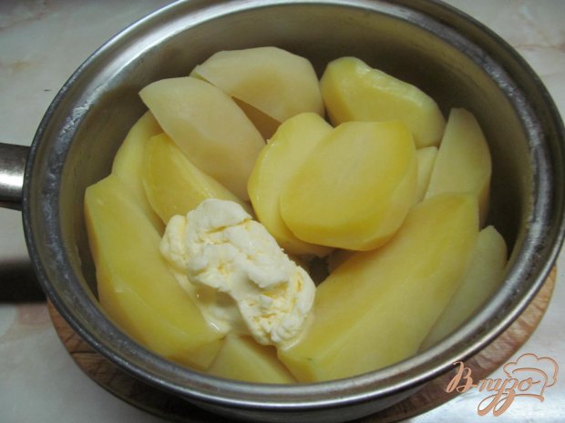 Куриное филе с картофелем и салатом Куриное филе с картофелем и салатом