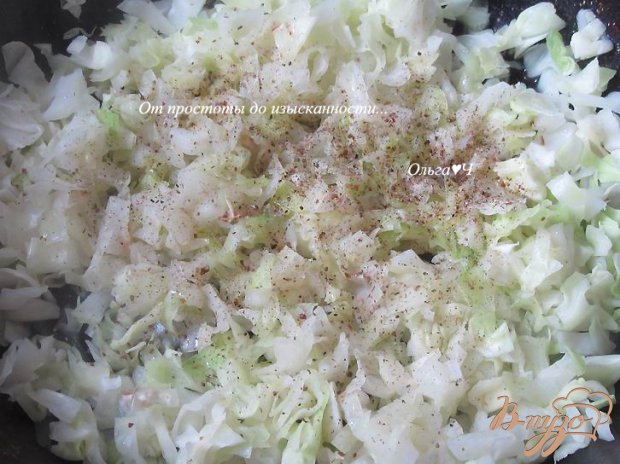 Чебуреки с капустой и шпинатом Чебуреки с капустой и шпинатом