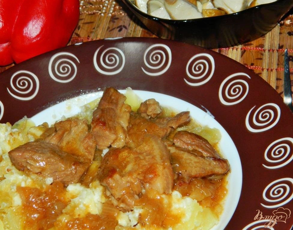 Свинина в луковом соусе Свинина в луковом соусе