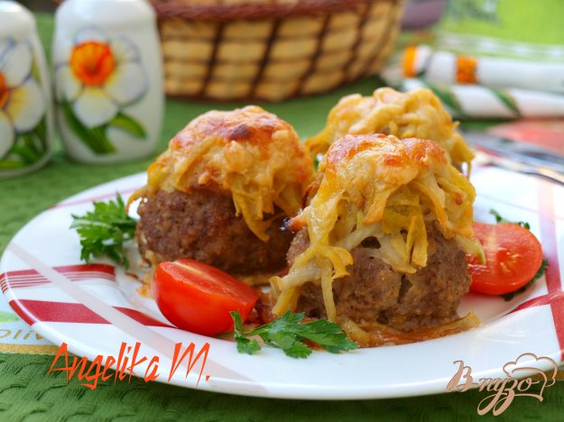 фото рецепта: Стожки из мясного фарша с картофелем