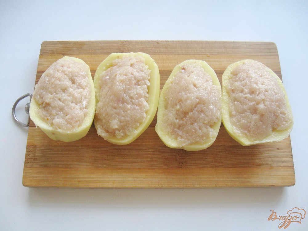 Картофель фаршированный куриным фаршем Картофель фаршированный куриным фаршем