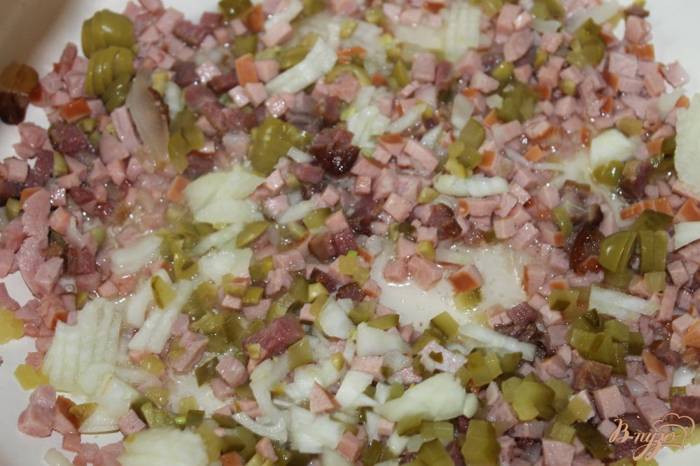 Фото приготовление рецепта: Солянка из четырех видов мяса шаг №3