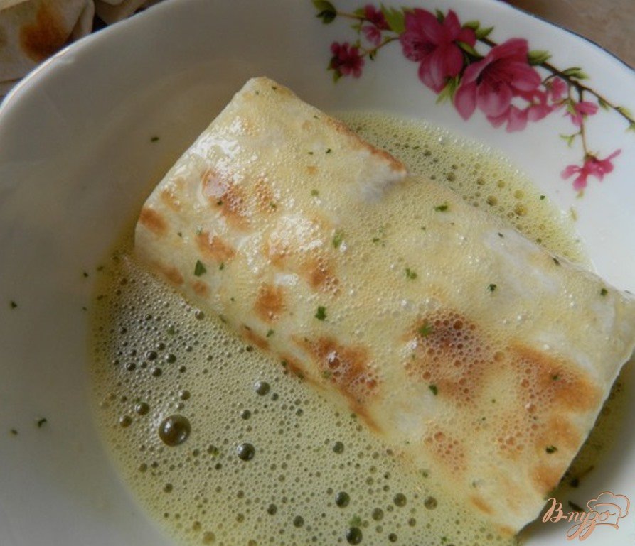 Жареный лаваш с начинкой Жареный лаваш с начинкой