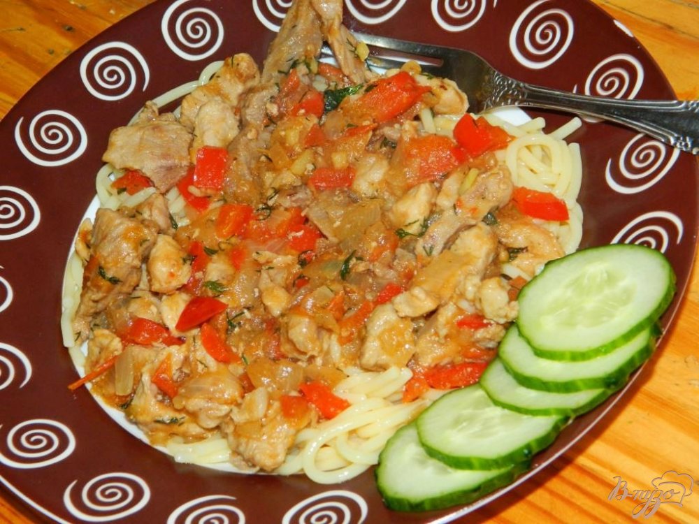 Свинина тушеная с овощами Свинина тушеная с овощами