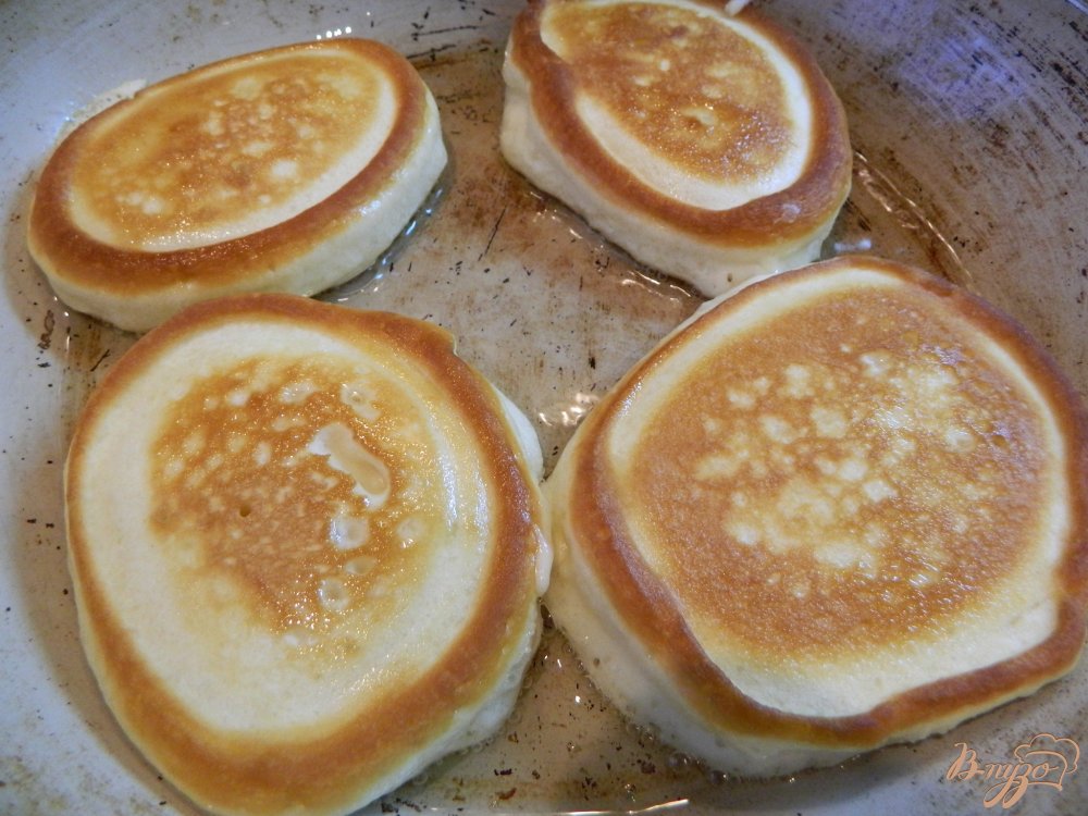 Как приготовить оладьи на воде с сухими дрожжами