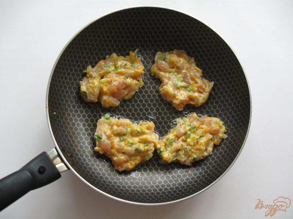Куриные рубленые котлеты с тыквой Куриные рубленые котлеты с тыквой