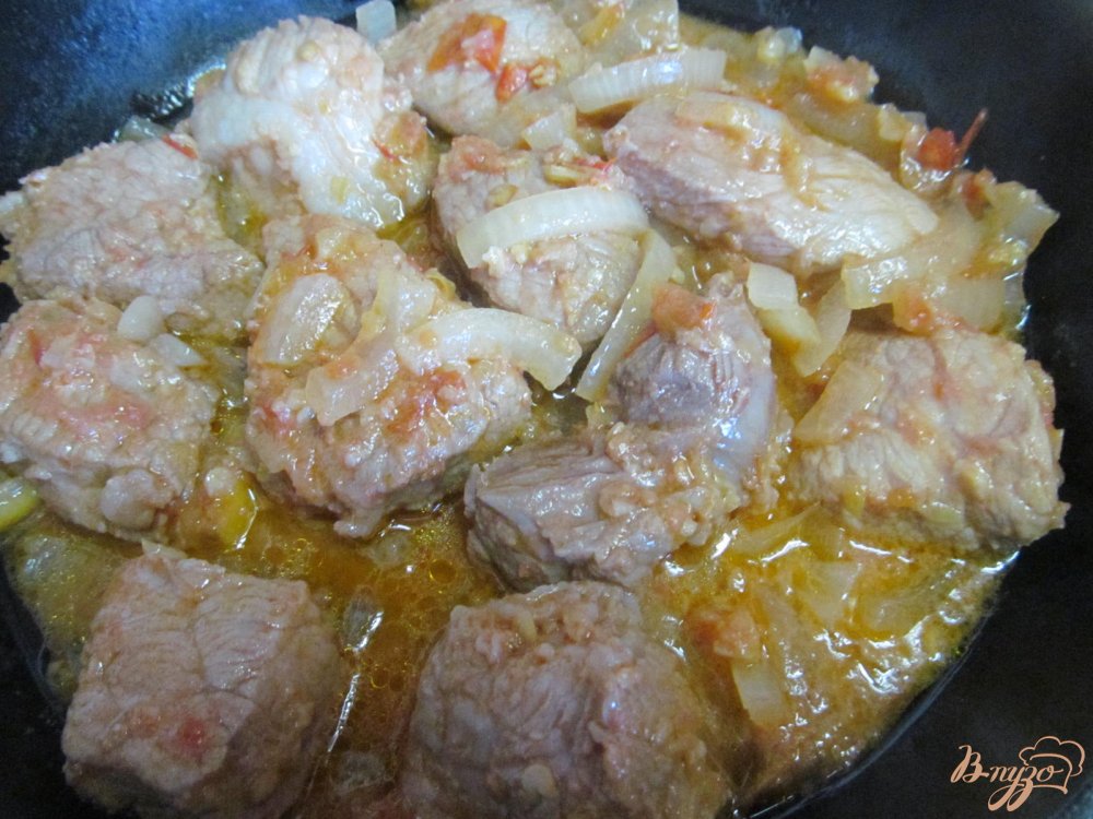 Фото приготовление рецепта: Мясо под соусом