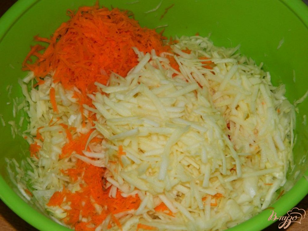 Салат из капусты с яблоком Салат из капусты с яблоком