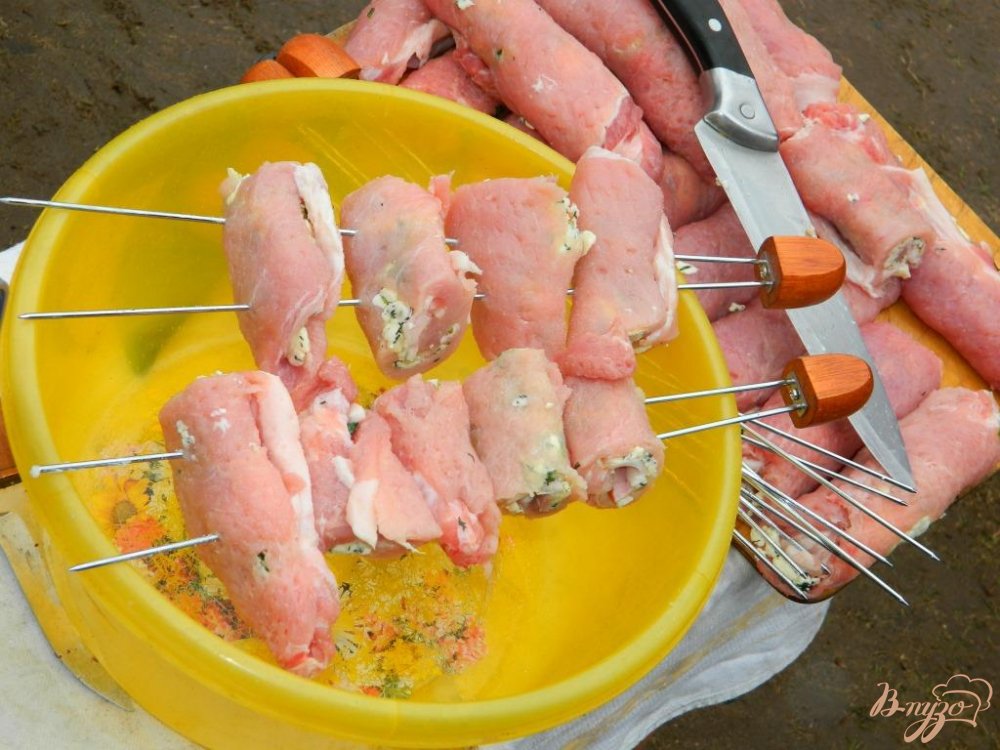 Мясные рулеты на углях Мясные рулеты на углях