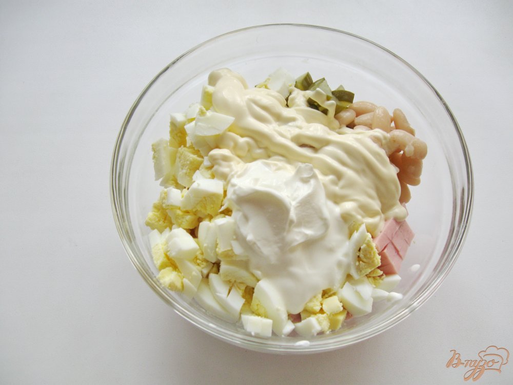 салат с кукурузой копченой колбасой сыром рецепт