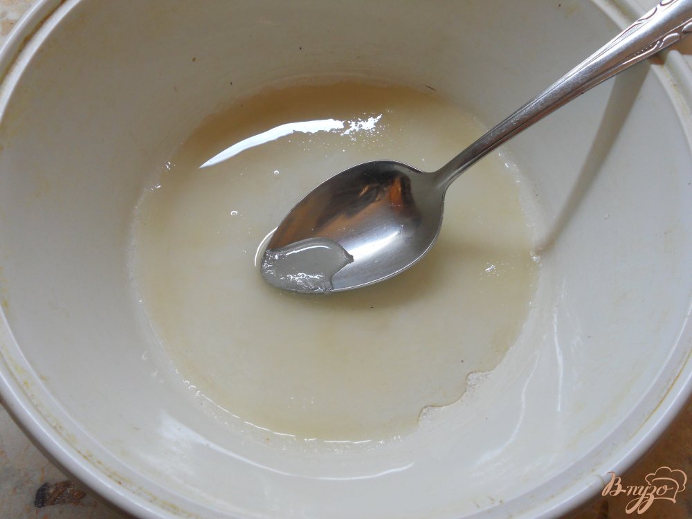 Шарлотка с яблоками и карамелью в микроволновке Шарлотка с яблоками и карамелью в микроволновке