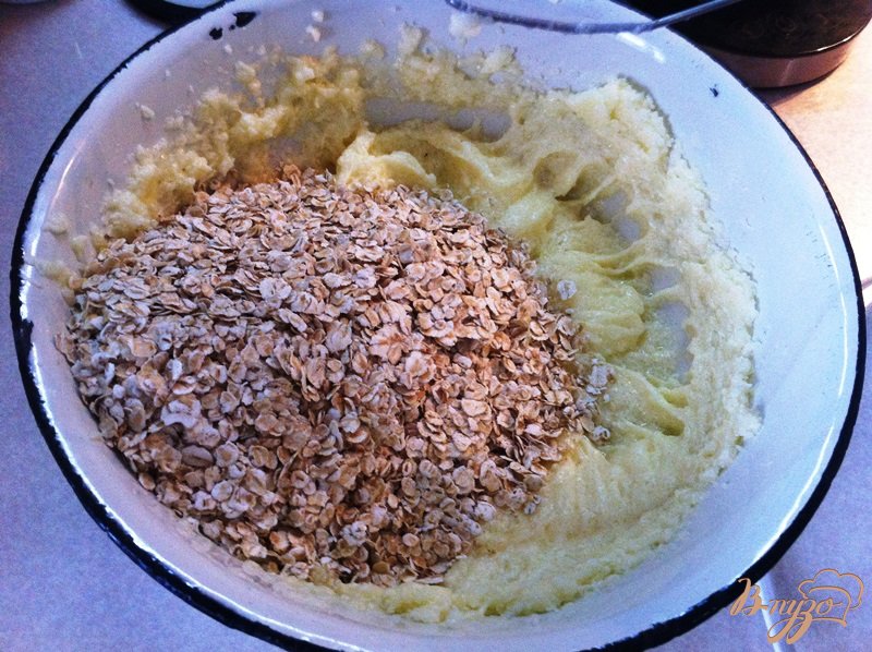 Шоколадное овсяное печенье с кусочками шоколада Шоколадное овсяное печенье с кусочками шоколада