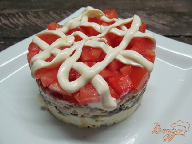 фото рецепта: Салат с курицей сыром и помидором