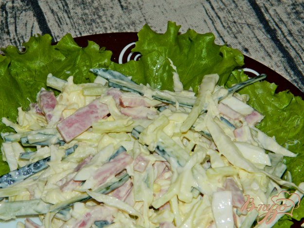 фото рецепта: Салат из пекинской капусты с ветчиной