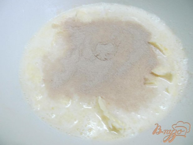 Кулич на молоке с апельсином курагой и вишней Кулич на молоке с апельсином курагой и вишней