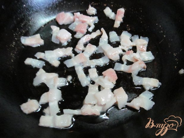 Открытый пирог с беконом и луком Открытый пирог с беконом и луком