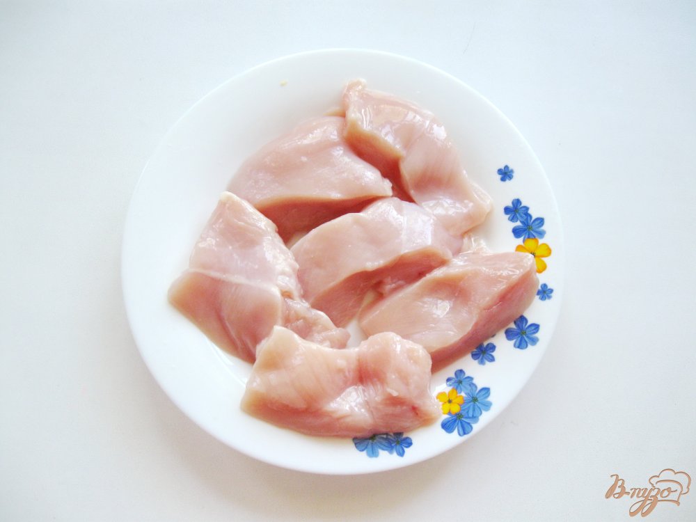 Куриное филе запеченное в сухарях Куриное филе запеченное в сухарях