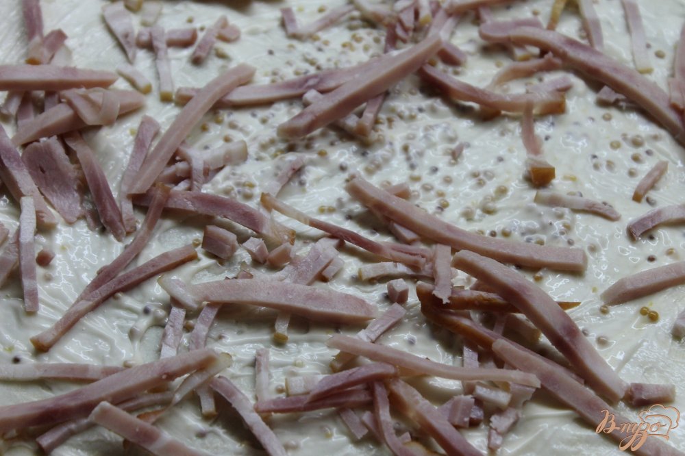 Пицца с четырьмя видами мяса Пицца с четырьмя видами мяса