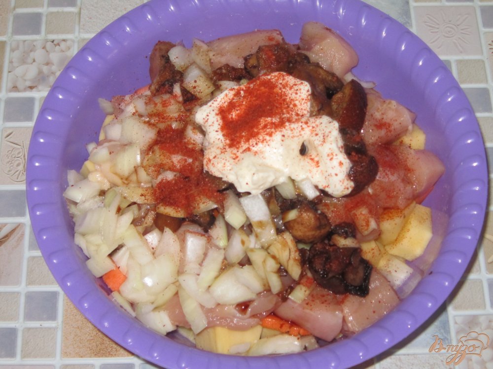 Картофель запеченный с куриной грудкой и лесными грибами картинки Картофель запеченный с куриной грудкой и лесными грибами картинки