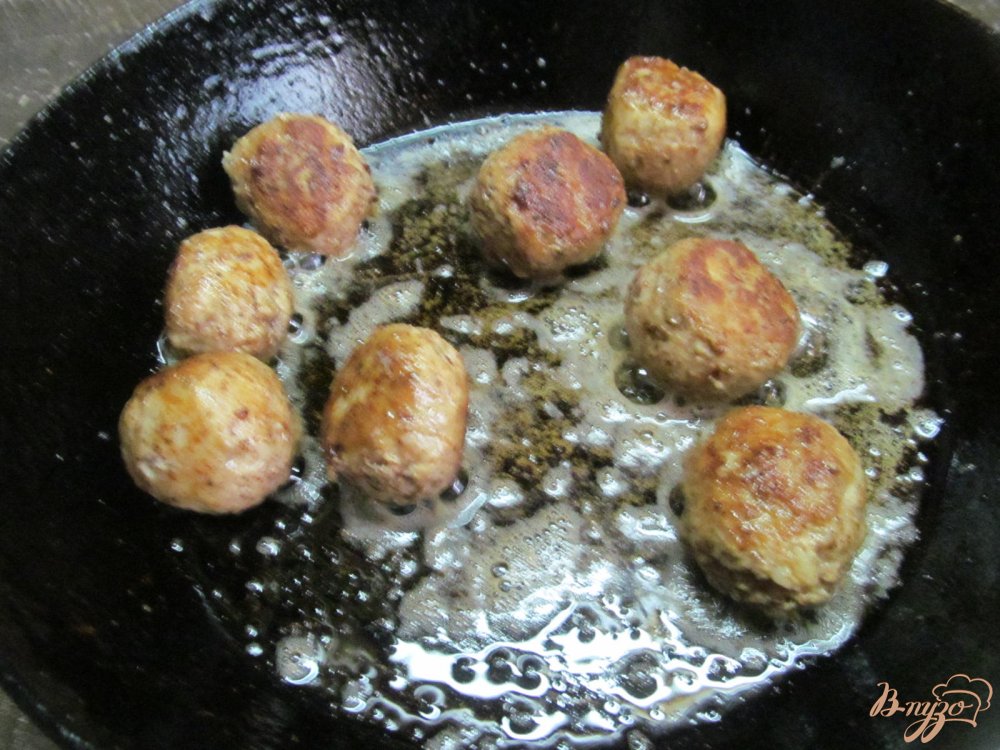 Фото приготовление рецепта: Мясные шарики по-кавказски шаг №4