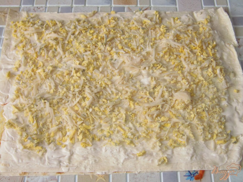 Рулет закусочный из лаваша с корнишонами, морковью и яйцами Рулет закусочный из лаваша с корнишонами, морковью и яйцами