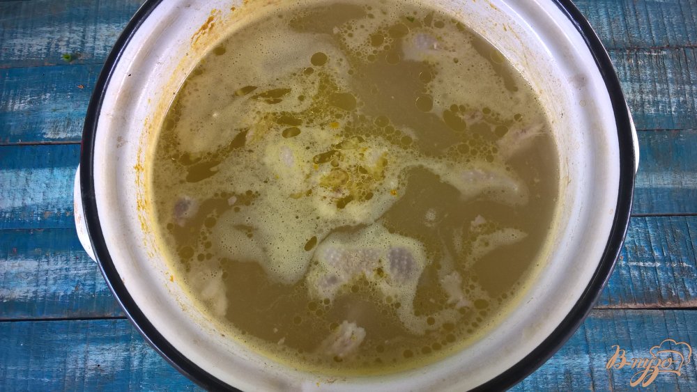 Суп с ракушками и шпинатом Суп с ракушками и шпинатом