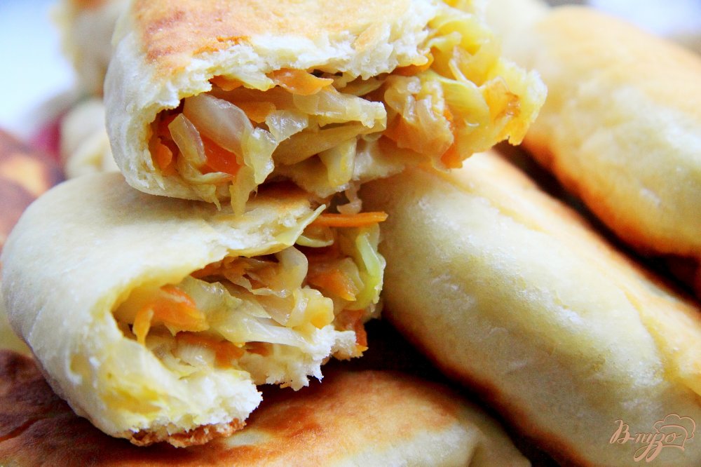 пирожки с тушёной капустой пирожки с тушёной капустой