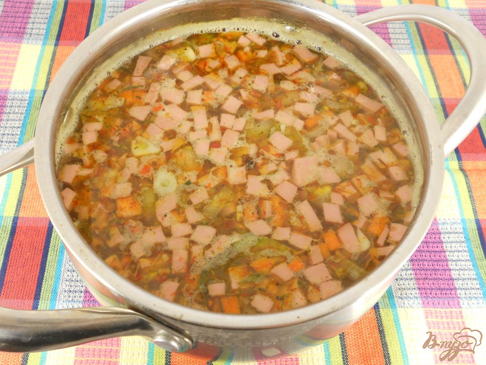 Картофельный суп с колбасой Картофельный суп с колбасой