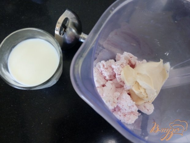 Десерт из клубники и киви с зефирным кремом