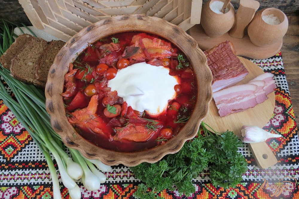 Фото приготовление рецепта: Борщ с курицей и лечо шаг №11