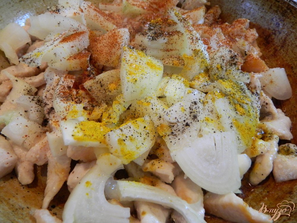 Фото приготовление рецепта: Мясная подлива на основе сметаны шаг №4