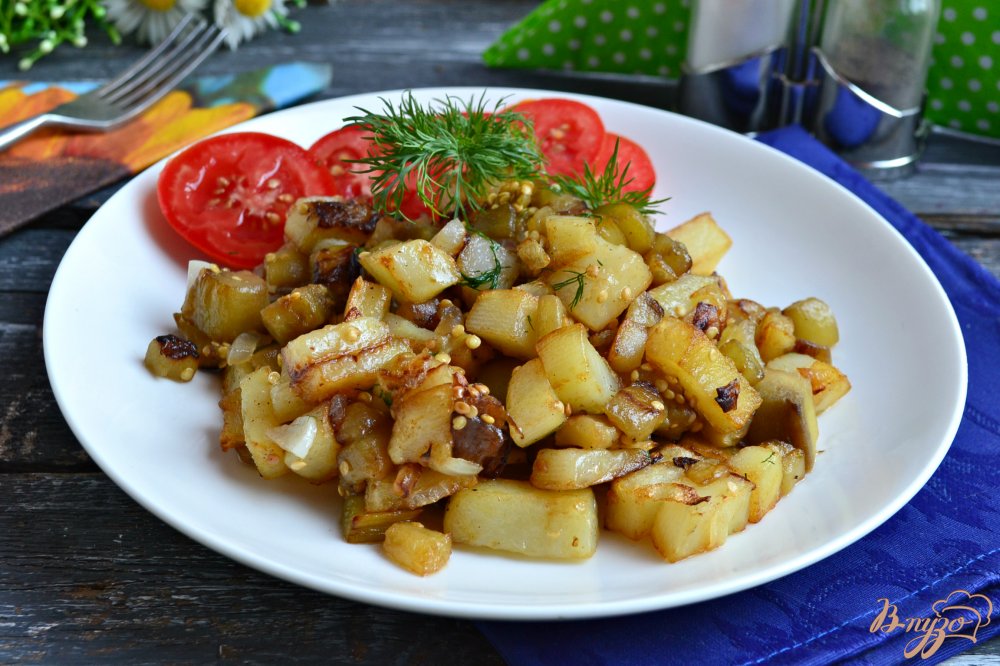 Картофель жареный с баклажанами Картофель жареный с баклажанами