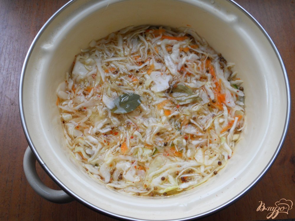 Капуста маринованная с огурцами Капуста маринованная с огурцами