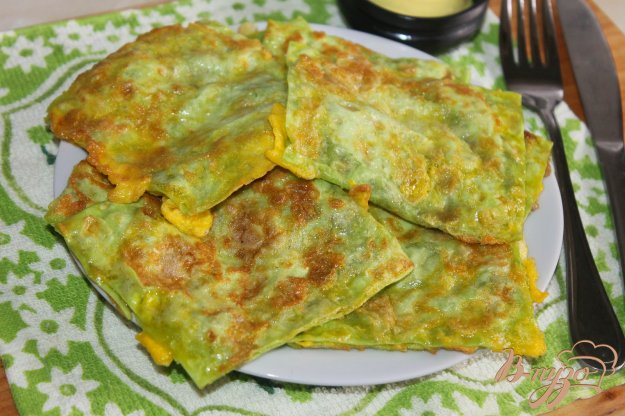 фото рецепта: Конвертики из лаваша с мясом и помидорами