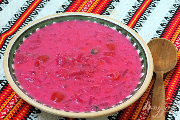 фото рецепта: Красный борщ с помидорами и шампиньонами
