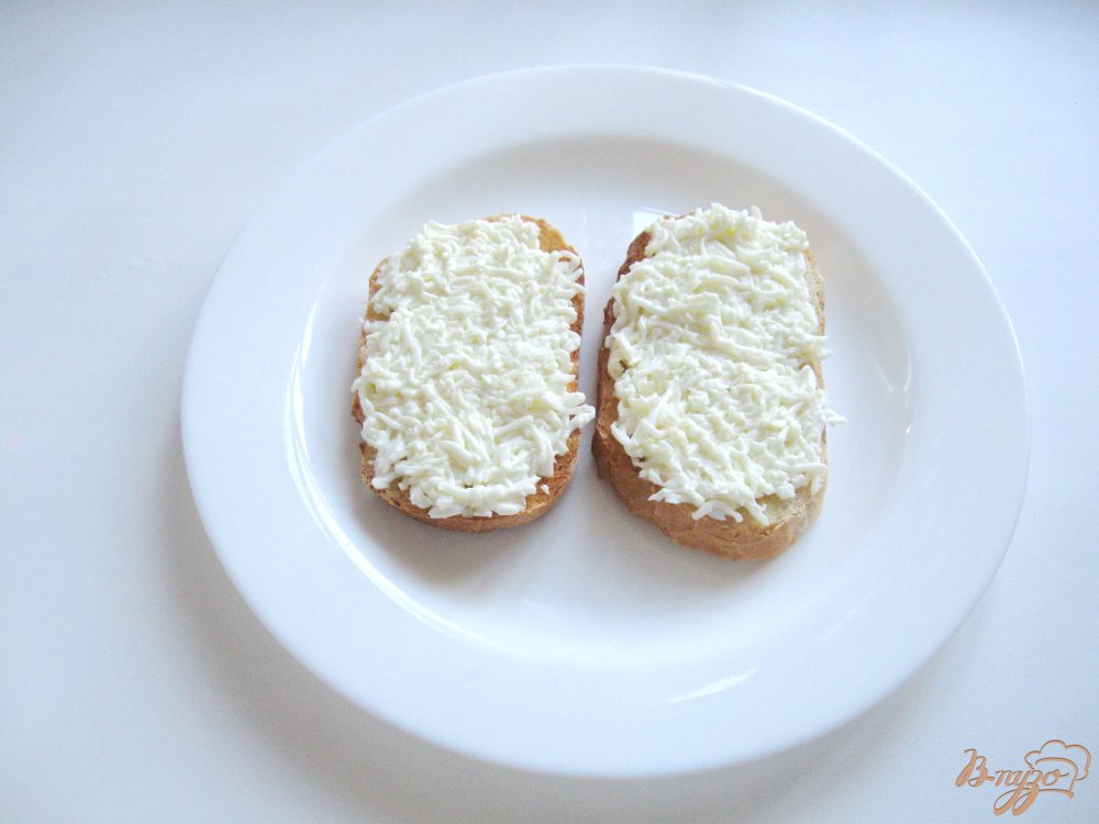 Тосты с яйцом и крабовыми палочками Тосты с яйцом и крабовыми палочками