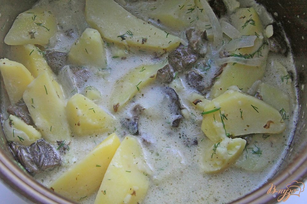 Картофель с маринованными грибами в мультиварке Картофель с маринованными грибами в мультиварке