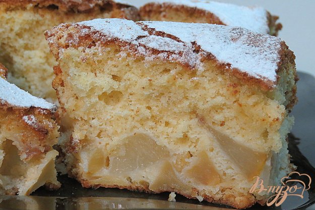 фото рецепта: Шарлотка с яблоками и грушами