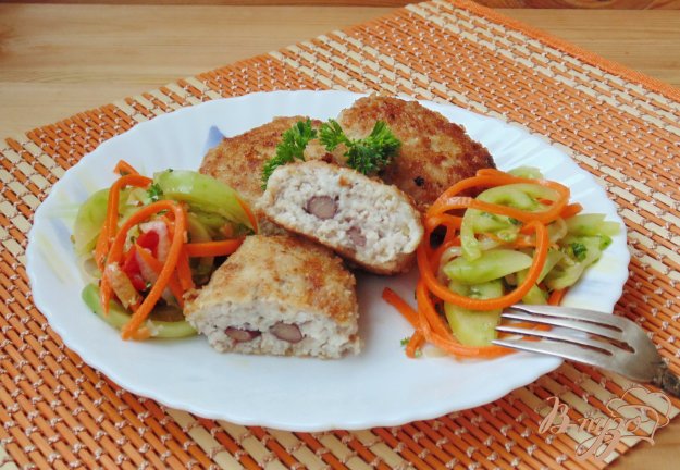 фото рецепта: Мясные зразы с красной консервированной фасолью