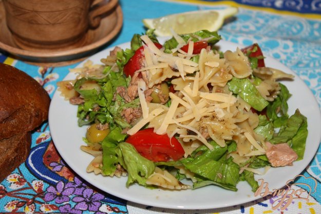 фото рецепта: Салат с тунцом и макаронами