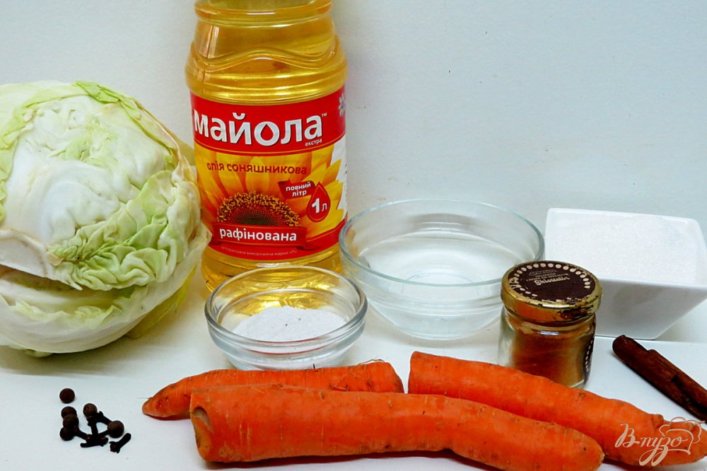 Фото приготовление рецепта: Капуста маринованная с куркумой шаг №1